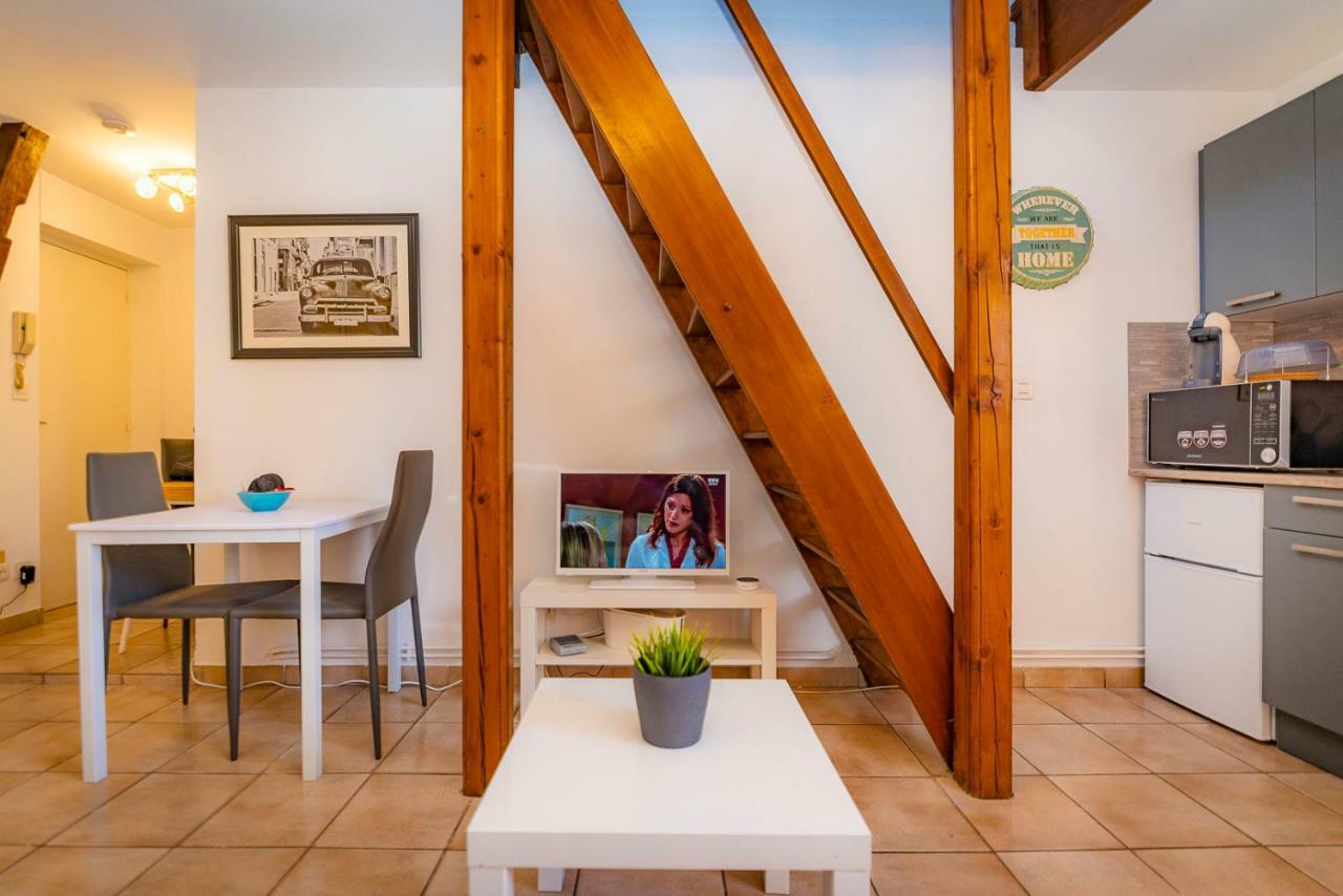 Duplex Dans Centre Ville Troyes Exteriör bild